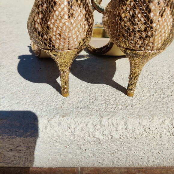 Gold snakeskin and rhinestone heel - Picture 16 of 16